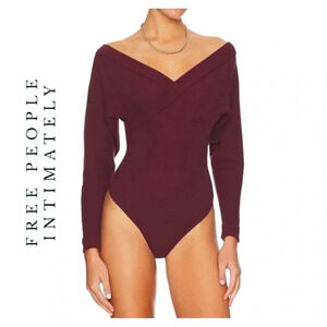 1785. FREE PEOPLE INTIMATELY‎ OFF THE SHOULDER RIBBED MATERIAL BODYSUIT SIZE XSM
